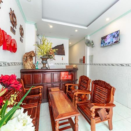 Oyo 828 Hoa Giay Hotel Nha Trang Extérieur photo