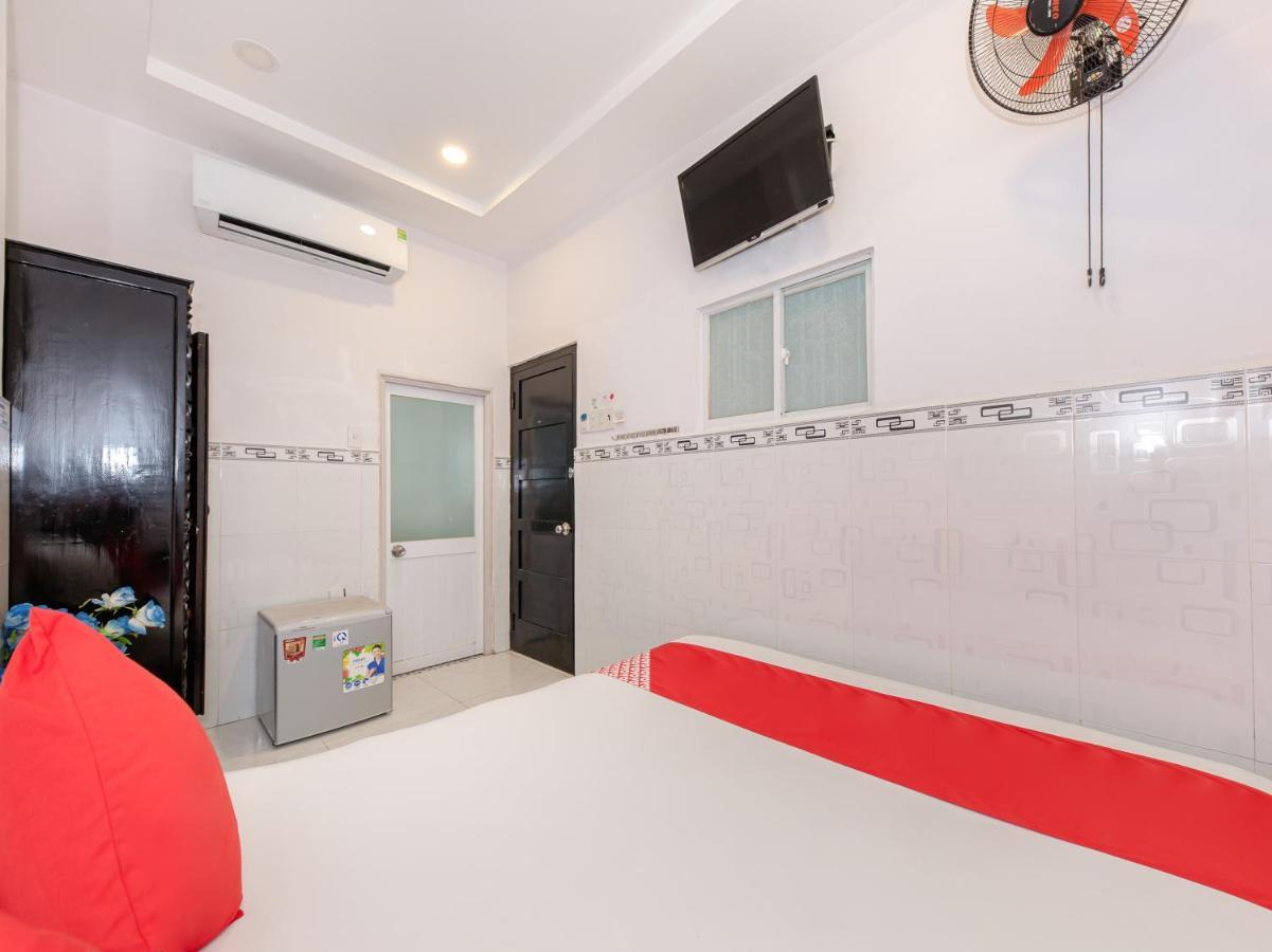 Oyo 828 Hoa Giay Hotel Nha Trang Extérieur photo