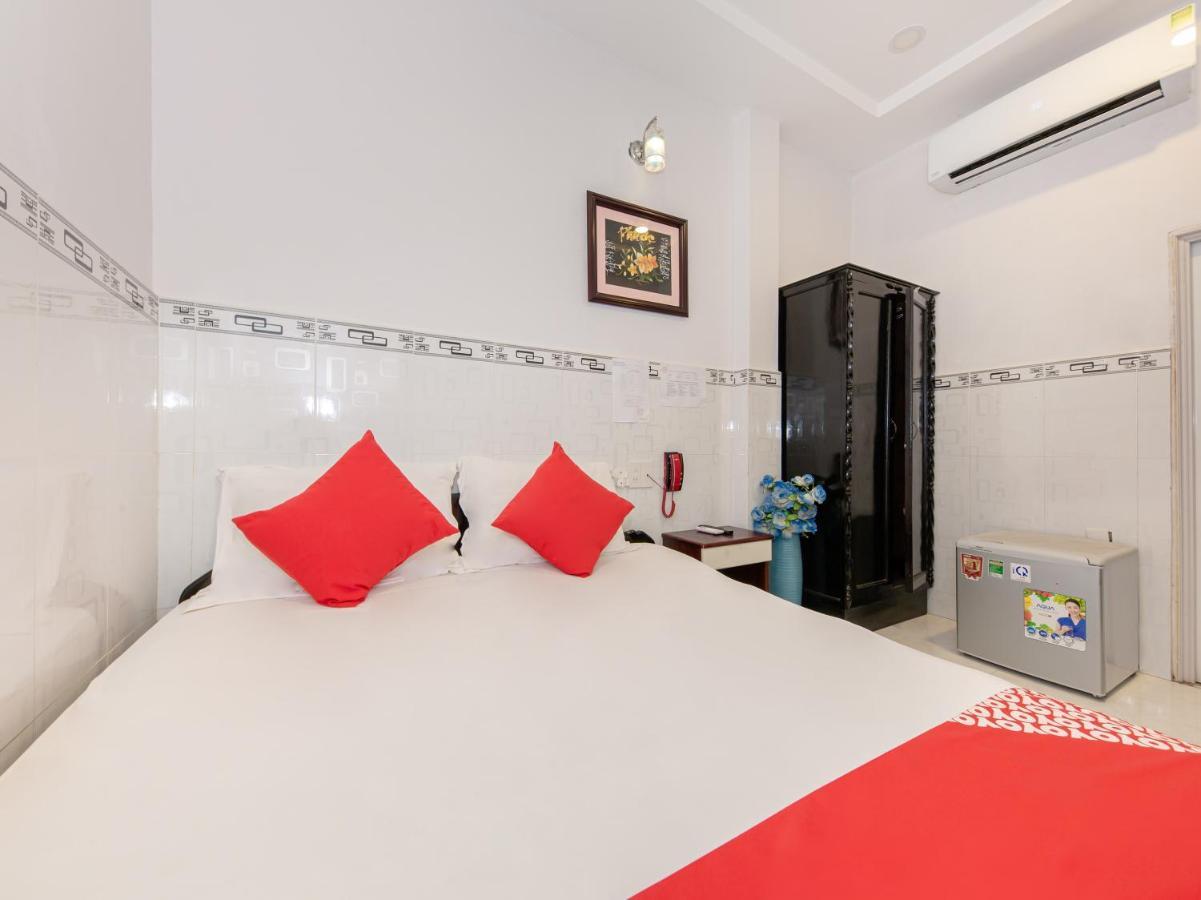 Oyo 828 Hoa Giay Hotel Nha Trang Extérieur photo