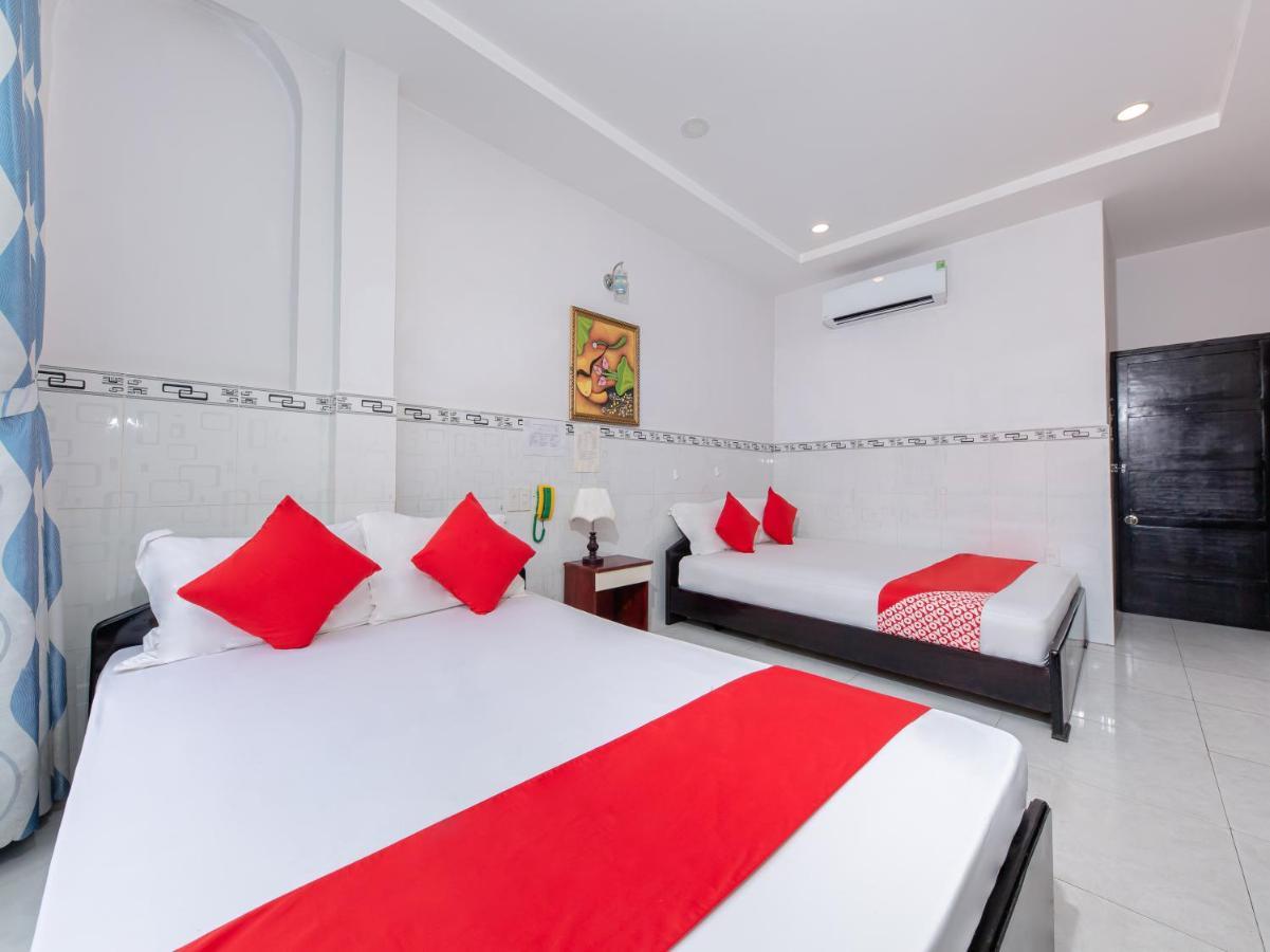 Oyo 828 Hoa Giay Hotel Nha Trang Extérieur photo