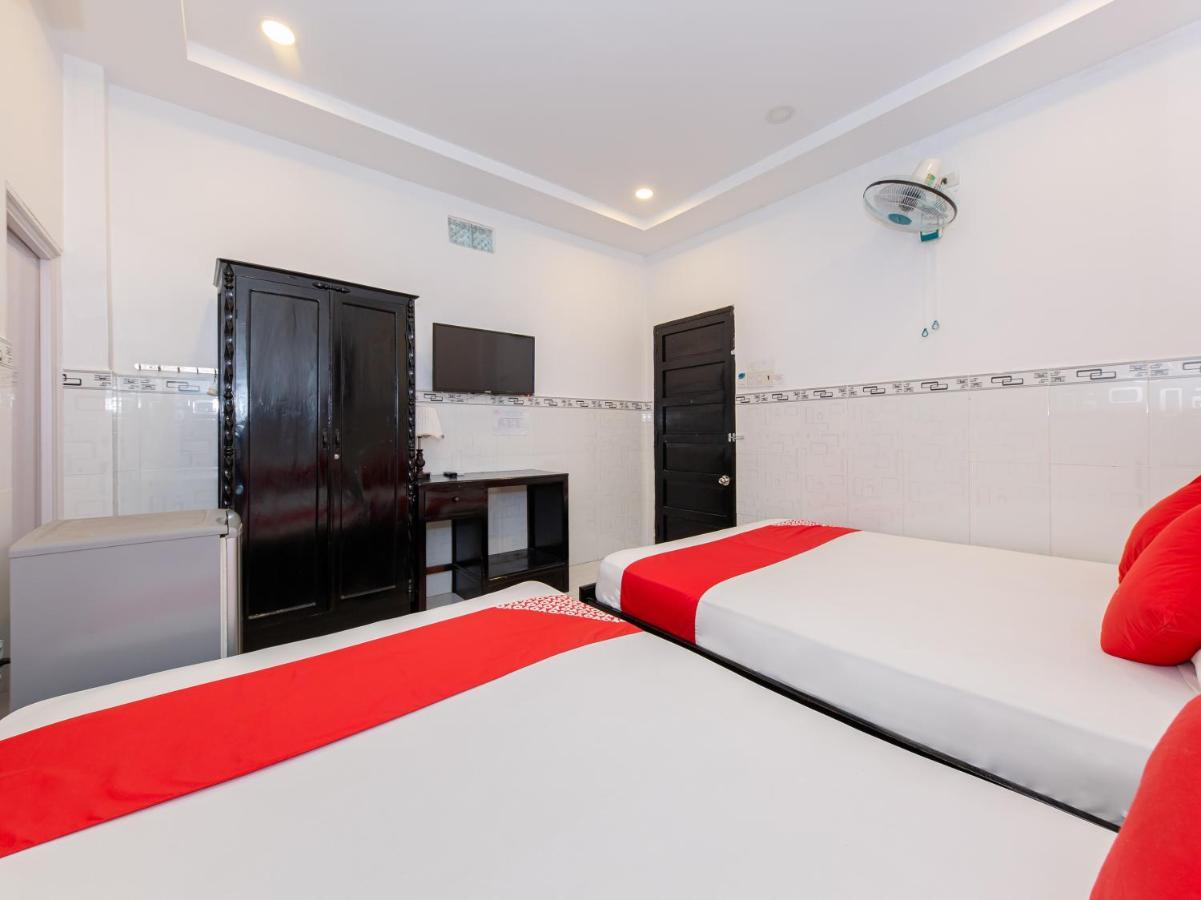Oyo 828 Hoa Giay Hotel Nha Trang Extérieur photo