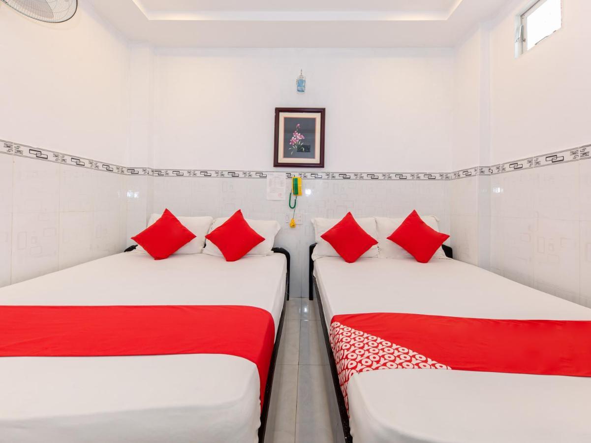 Oyo 828 Hoa Giay Hotel Nha Trang Extérieur photo