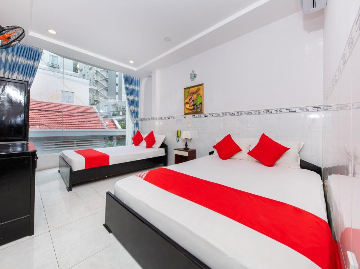 Oyo 828 Hoa Giay Hotel Nha Trang Extérieur photo