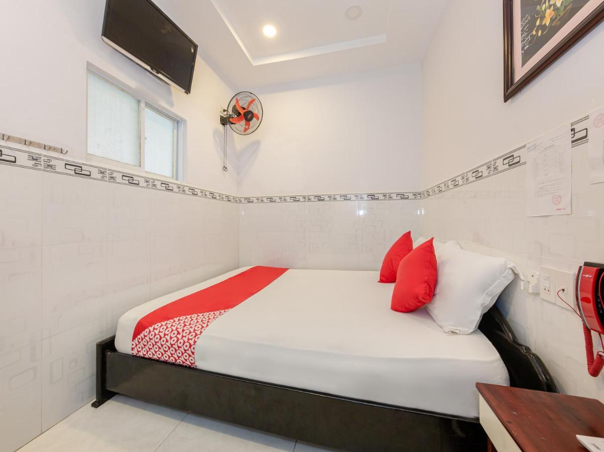 Oyo 828 Hoa Giay Hotel Nha Trang Extérieur photo