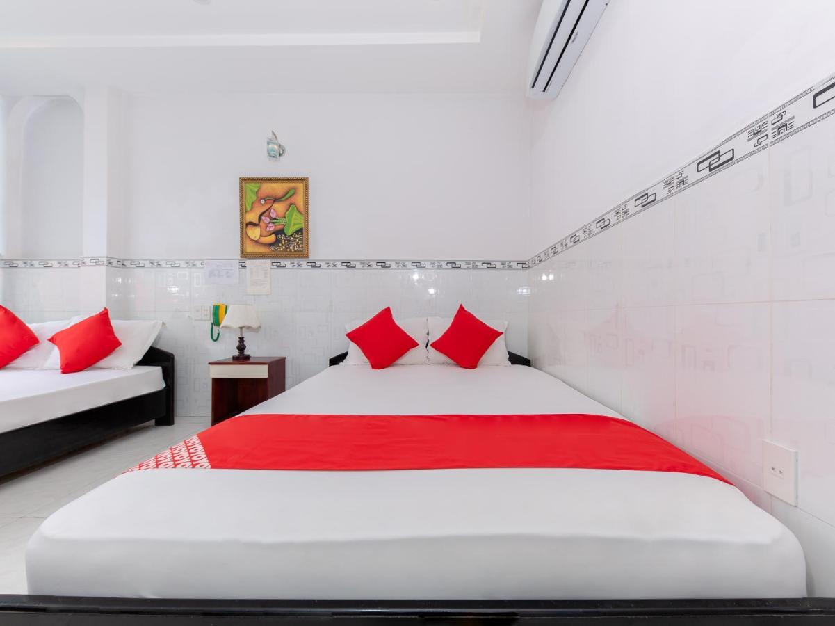 Oyo 828 Hoa Giay Hotel Nha Trang Extérieur photo